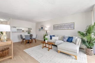 Photo #5: 202513889 Listing 