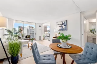 Photo #6: 202513889 Listing 