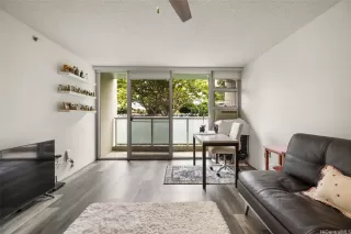 Photo #4: 202513897 Listing 