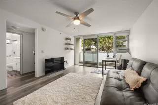 Photo #5: 202513897 Listing 