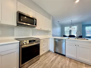 Photo #3: 202513919 Listing 