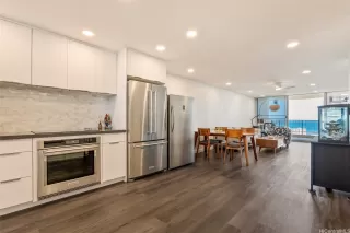 Photo #4: 202513975 Listing 