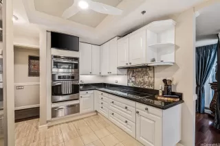 Photo #4: 202513983 Listing 