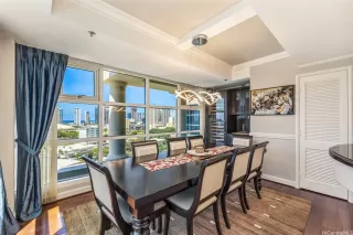 Photo #5: 202513983 Listing 