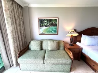 Photo #4: 202513998 Listing