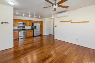 Photo #2: 202514026 Listing 