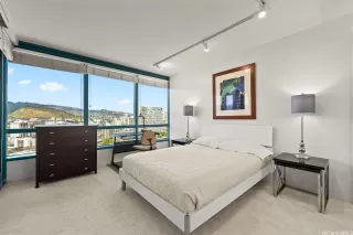 Photo #4: 202514031 Listing