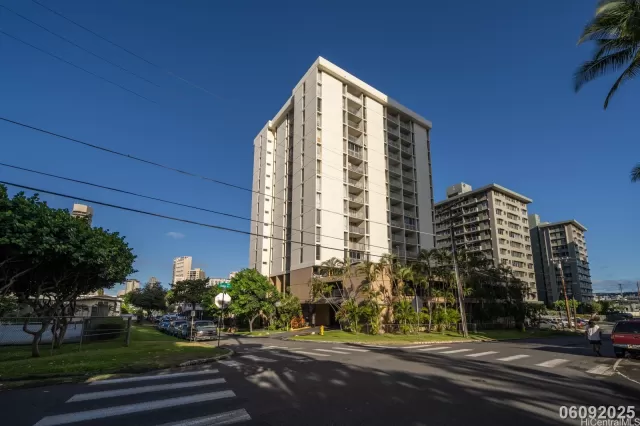 MLS: 202514036 Condo For Sale