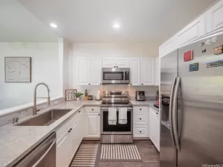 Photo #6: 202514048 Listing 