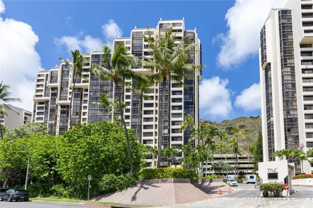 MLS: 202514063 Condo For Sale