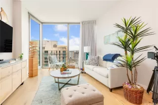 Photo #6: 202514071 Listing 