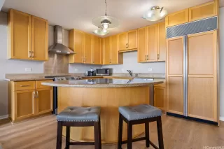 Photo #2: 202514100 Listing 