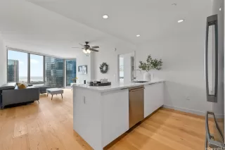 Photo #6: 202514113 Listing