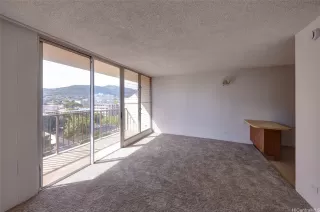 Photo #3: 202514157 Listing 