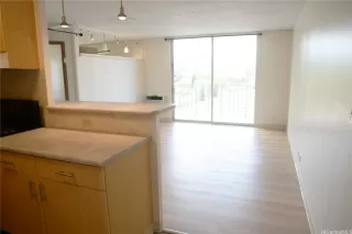 Photo #2: 202514201 Listing 