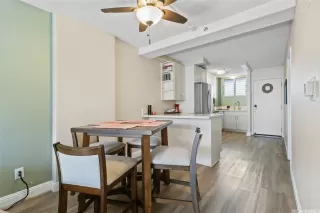 Photo #4: 202514219 Listing 