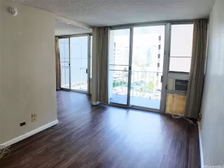 Photo #4: 202514295 Listing 