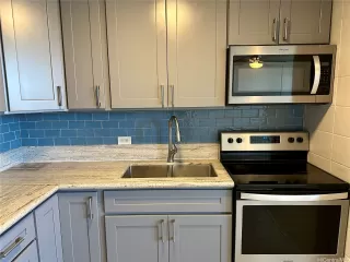 Photo #5: 202514392 Listing 