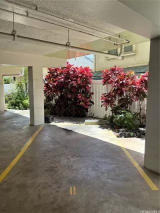 Photo #3: 202514397 Listing 