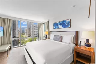 Photo #3: 202514467 Listing 