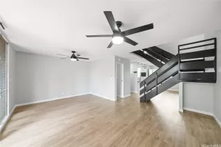 Photo #5: 202514497 Listing 