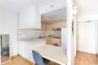 Photo #4: 202514507 Listing 