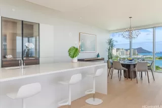 Photo #4: 202514609 Listing 