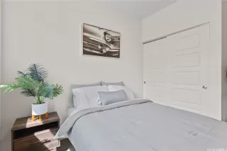 Photo #5: 202514636 Listing 