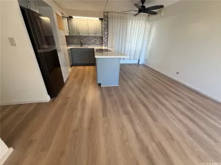 Photo #4: 202514647 Listing 