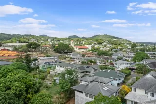 Photo #4: 202514732 Listing 