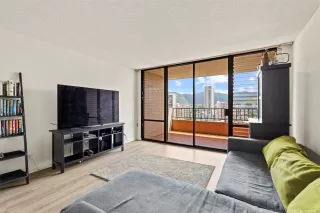 Photo #4: 202514746 Listing 