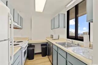 Photo #5: 202514746 Listing 