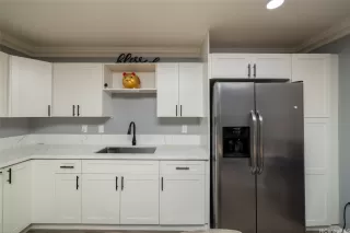 Photo #5: 202514753 Listing 