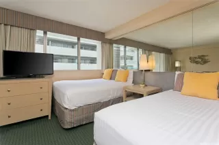 Photo #5: 202514754 Listing 