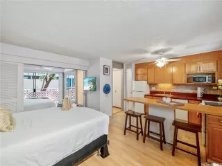 Photo #2: 202514763 Listing