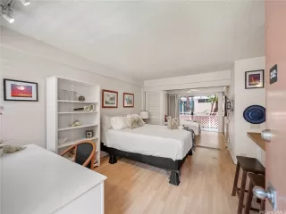 Photo #5: 202514763 Listing