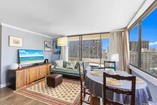 Photo #2: 202514801 Listing 