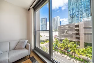 Photo #4: 202514844 Listing 