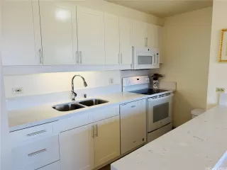 Photo #2: 202514853 Listing 