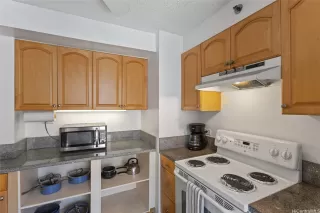 Photo #5: 202514903 Listing 