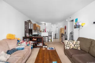 Photo #4: 202514906 Listing 