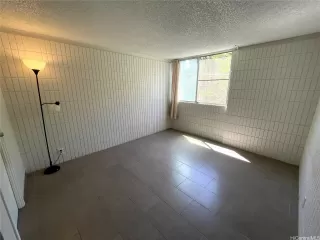 Photo #5: 202515004 Listing 