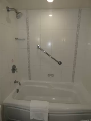 Photo #4: 202515087 Listing 