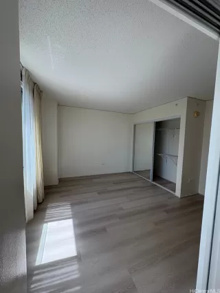 Photo #4: 202515093 Listing 