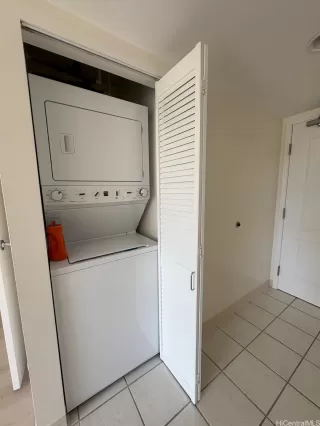 Photo #6: 202515093 Listing 