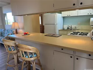 Photo #4: 202515129 Listing 