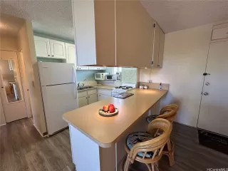 Photo #5: 202515129 Listing 