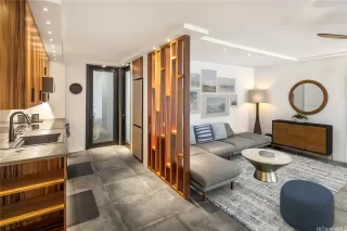 Photo #3: 202515232 Listing 