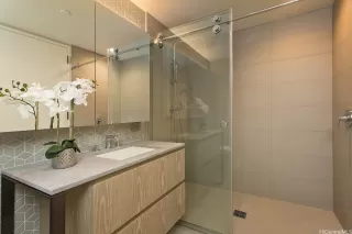 Photo #6: 202515246 Listing 