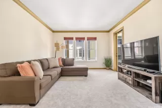 Photo #2: 202515247 Listing 